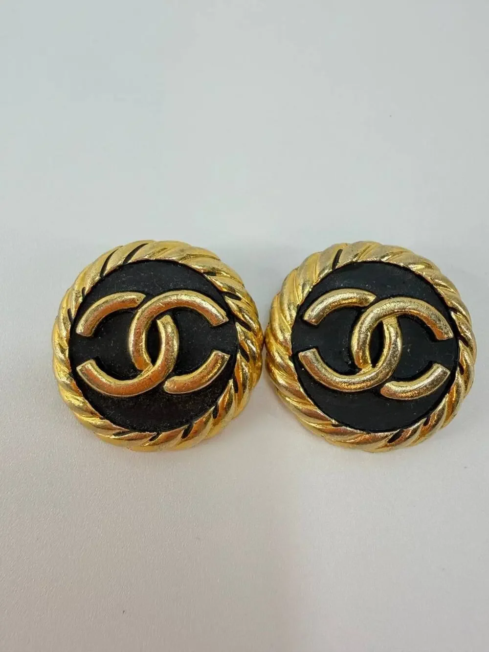 Vintage Chanel CC Logo Clip On Earrings Gold Tone Black Round France